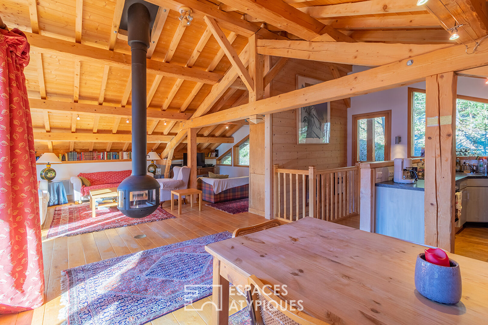 Authentique chalet savoyard avec vue