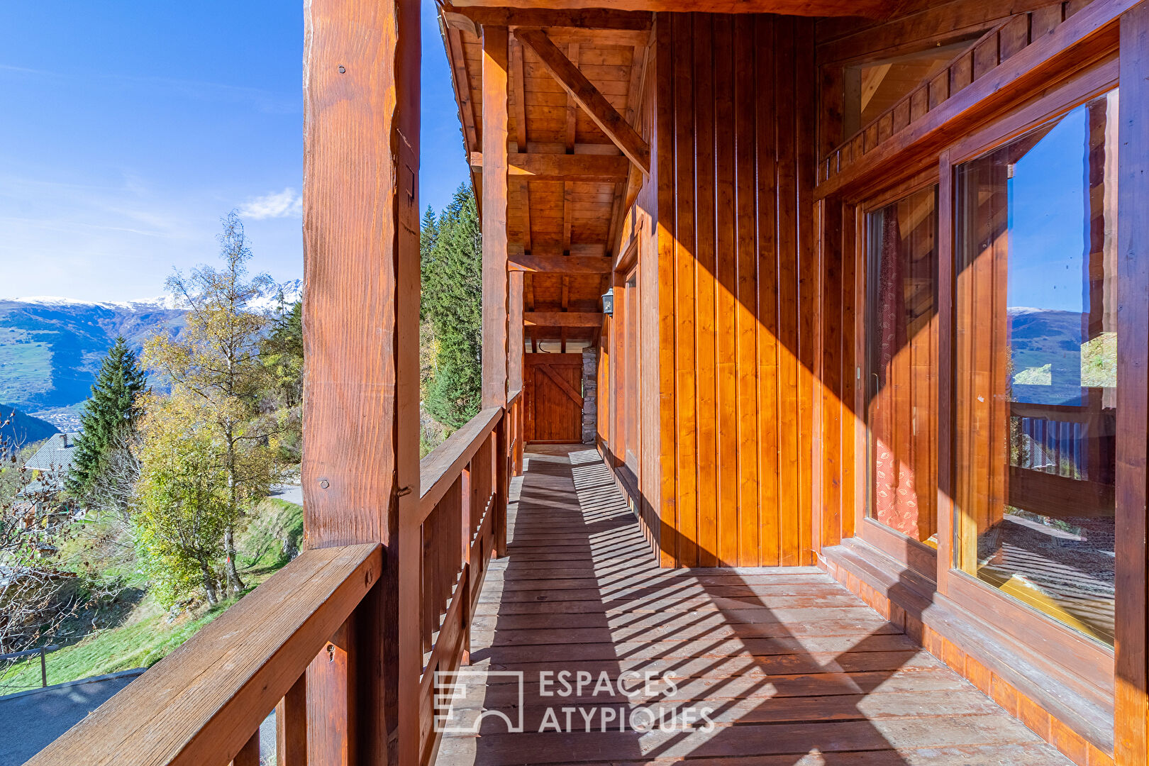 Authentique chalet savoyard avec vue