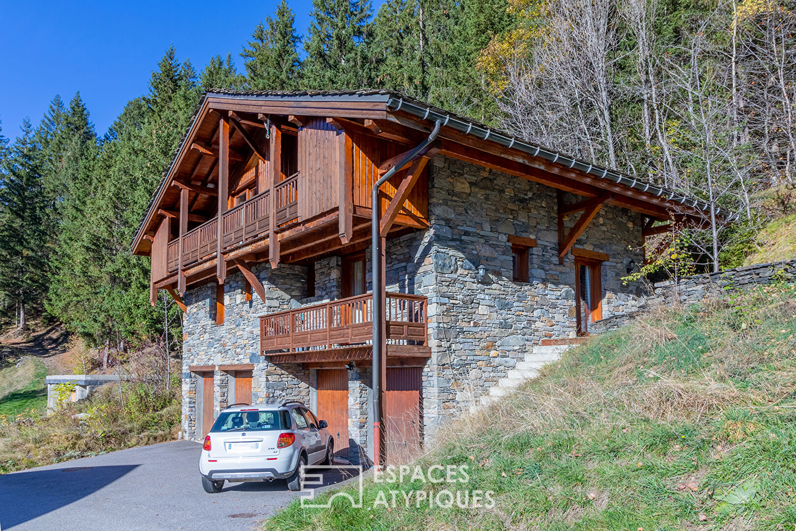 Authentique chalet savoyard avec vue