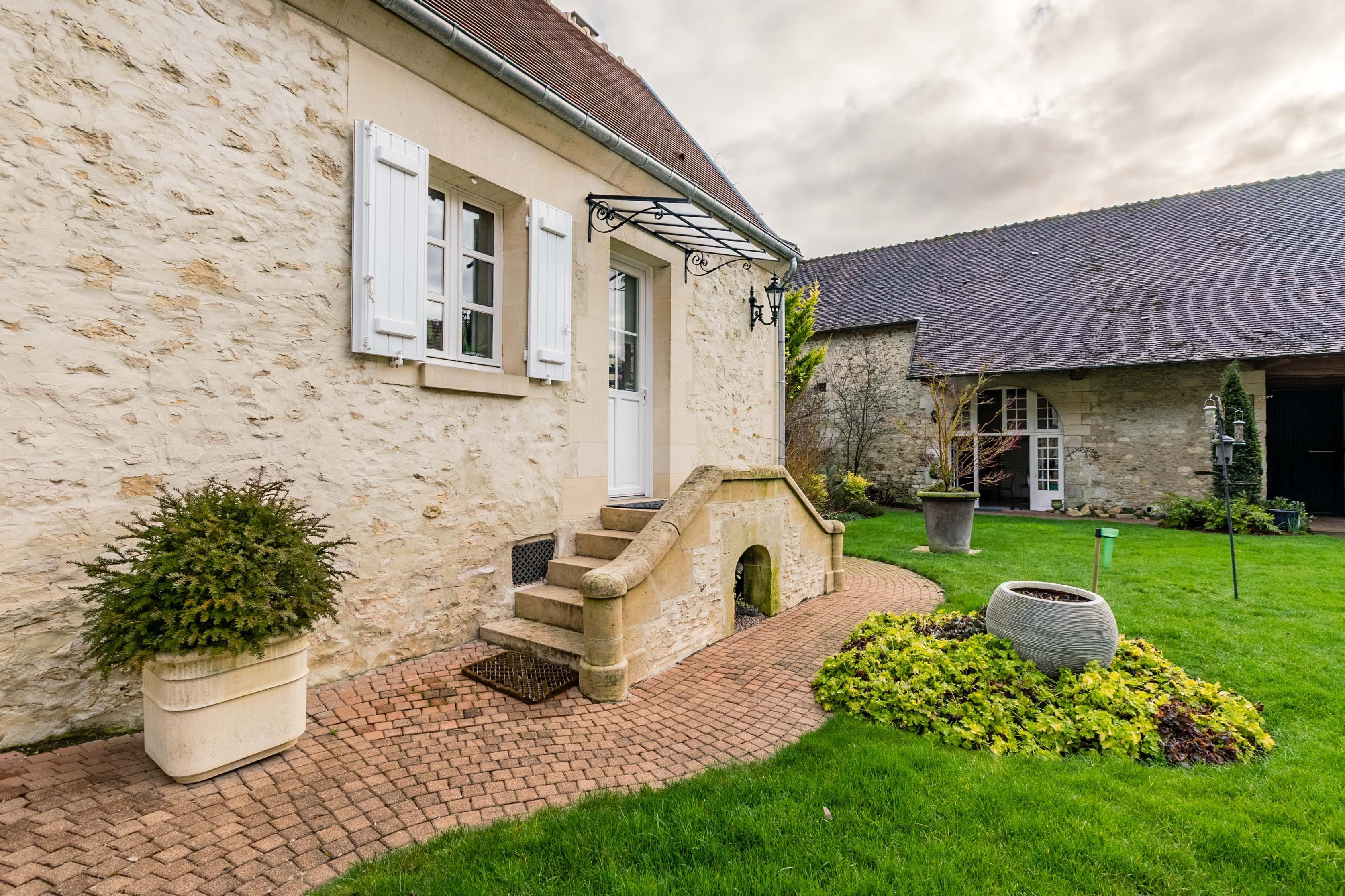 La Parfaite – Authentic stone farmhouse renovated with taste