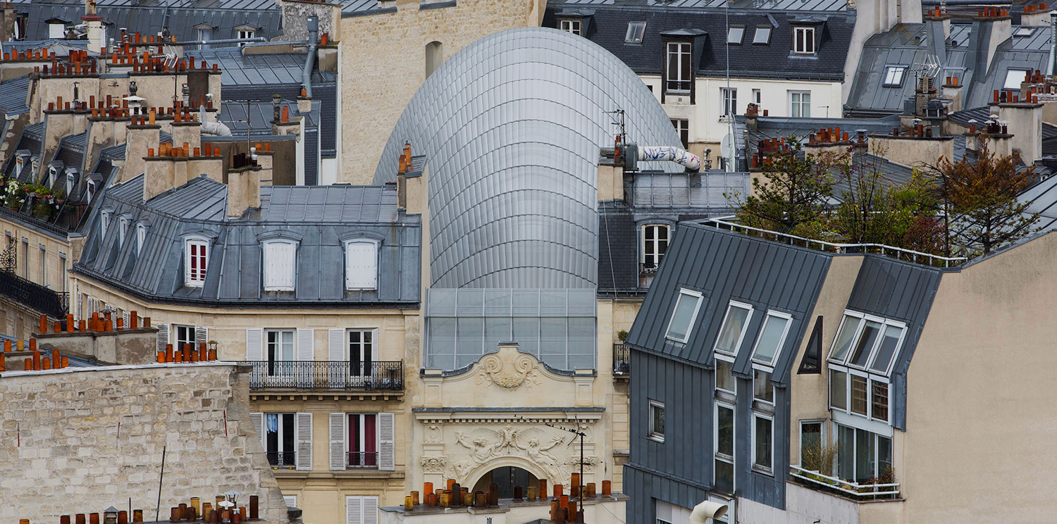 La Fondation Jérôme Seydoux-Pathé vue des toits par le photographe Michel Denancé.