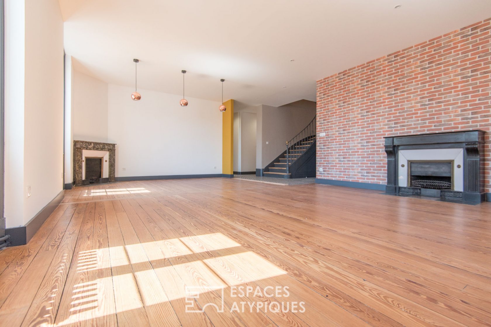 Duplex sur les toits avec terrasse