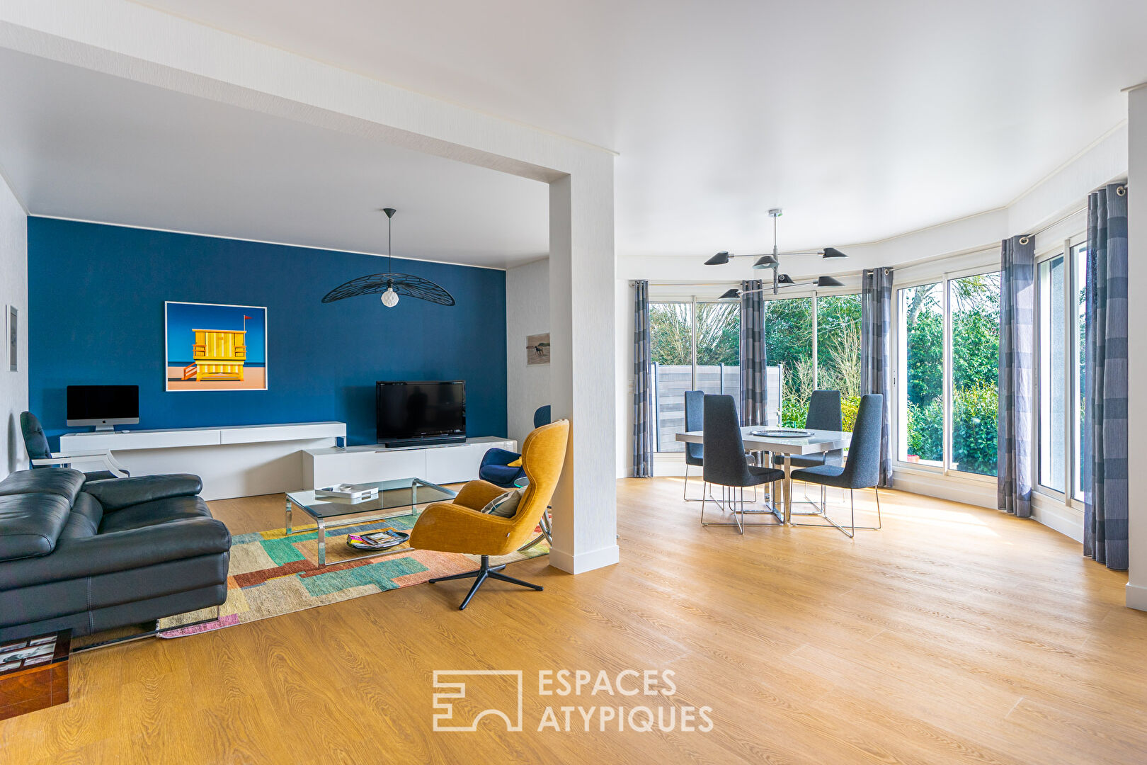 Maison contemporaine sur son jardin intimiste