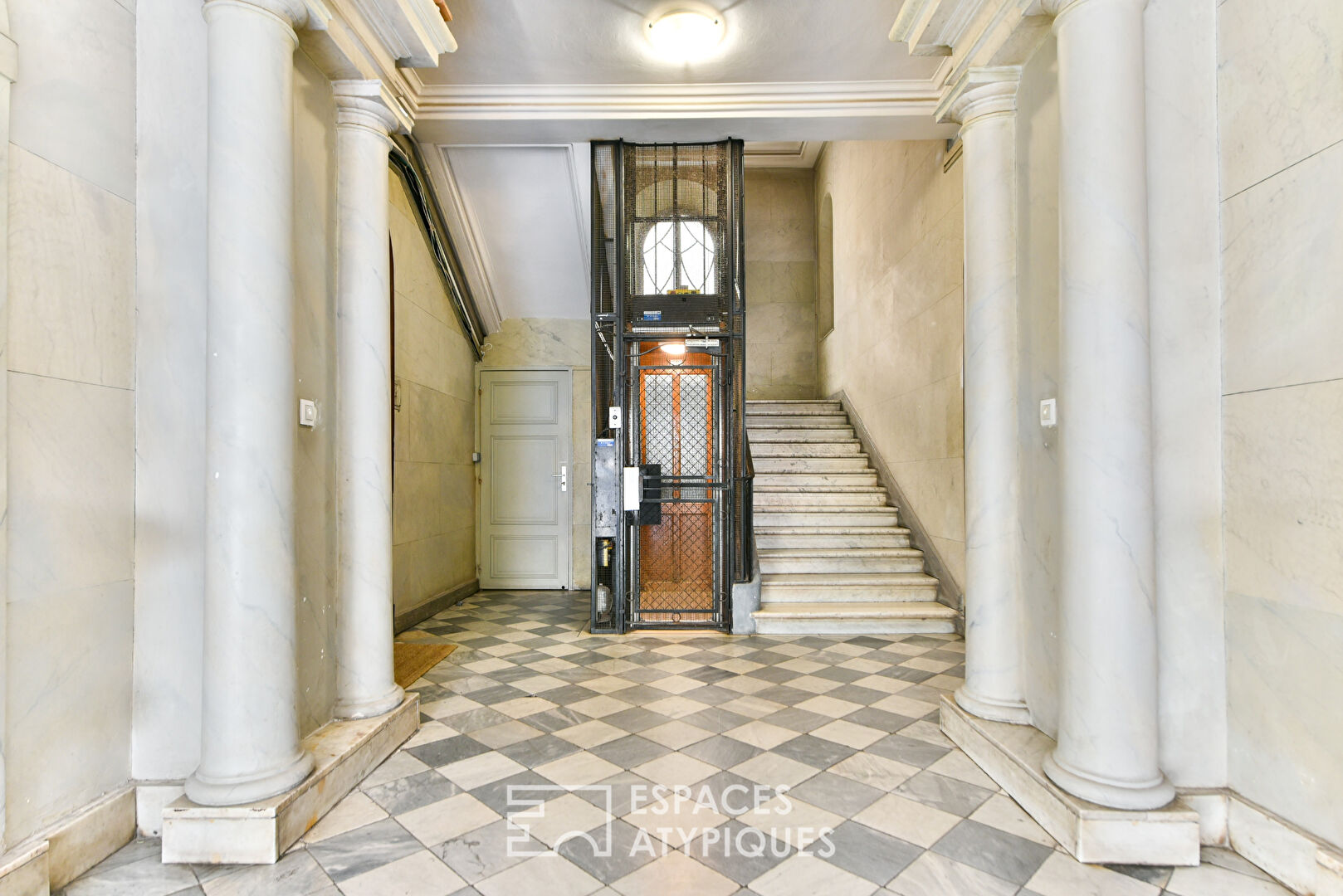 Old apartments converted into offices in the center of Nice.