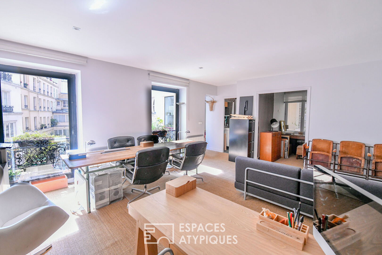 Contemporary apartment at Carreau du Temple