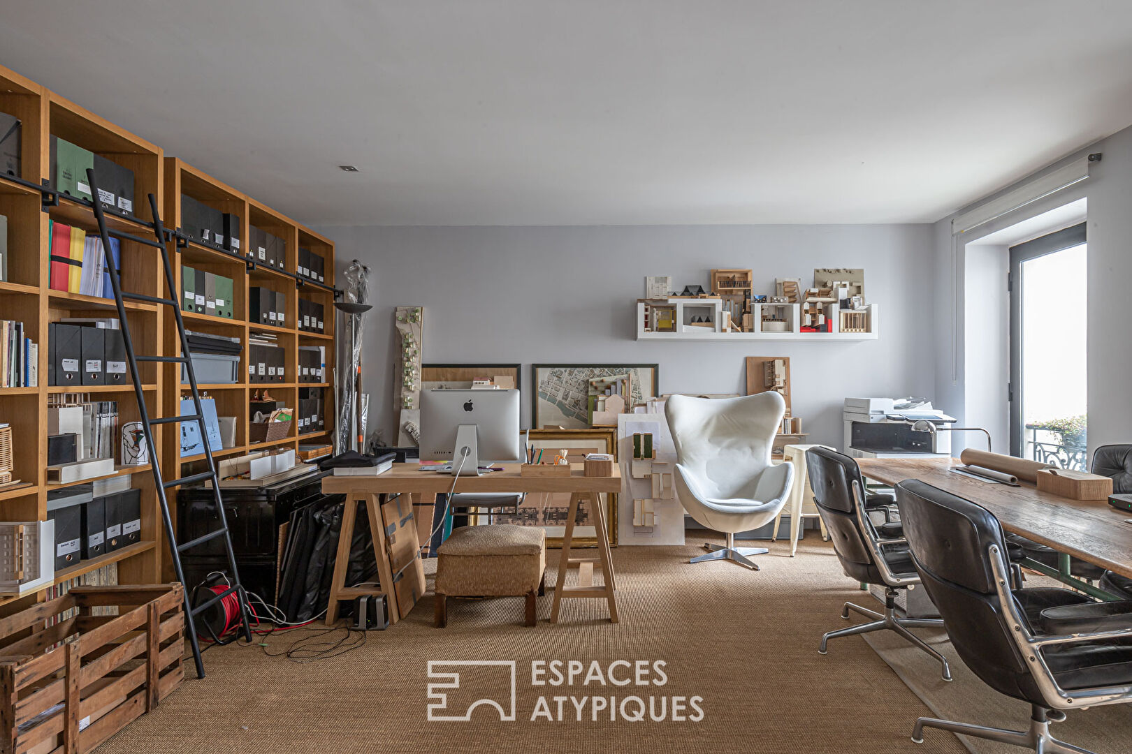 Contemporary apartment at Carreau du Temple