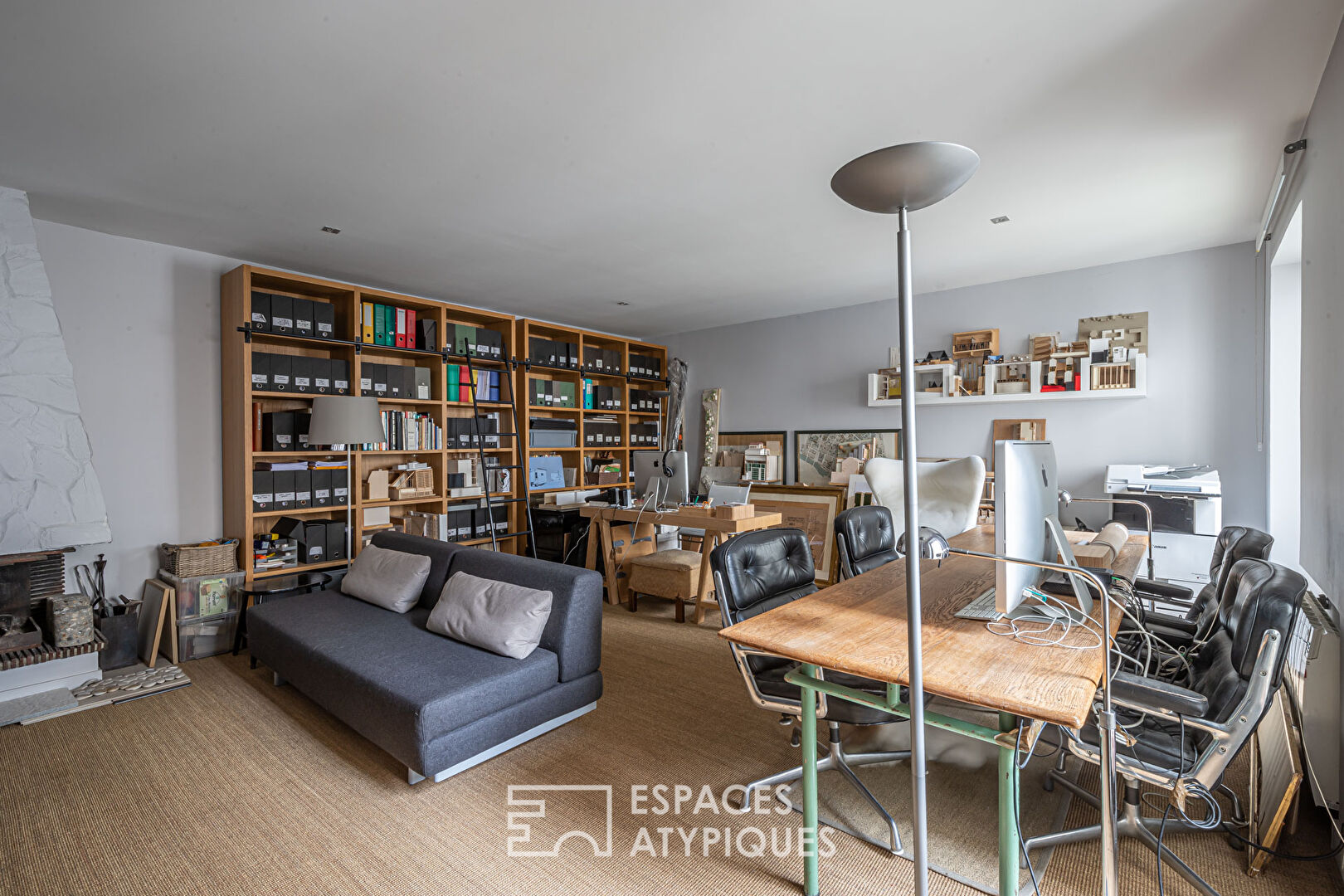 Contemporary apartment at Carreau du Temple