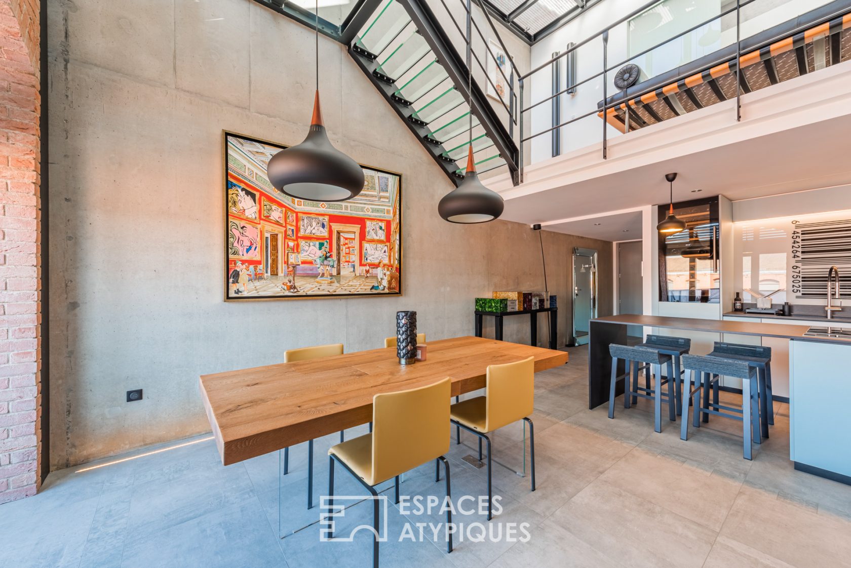 Authentic loft and its rooftop terrace