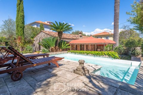 Villa en pierre avec jardin et piscine au Cap d’Antibes