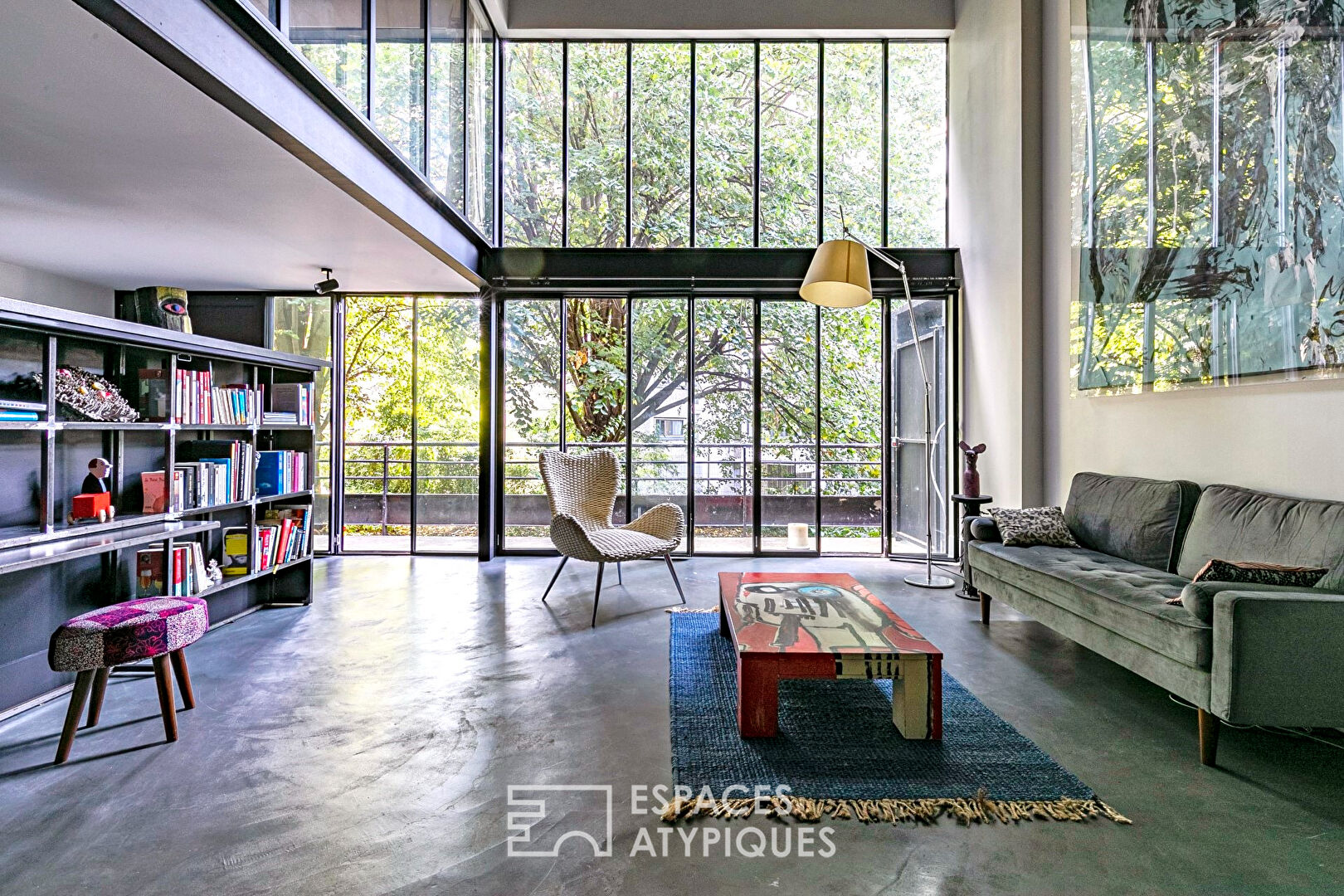 Arty duplex loft with shared garden