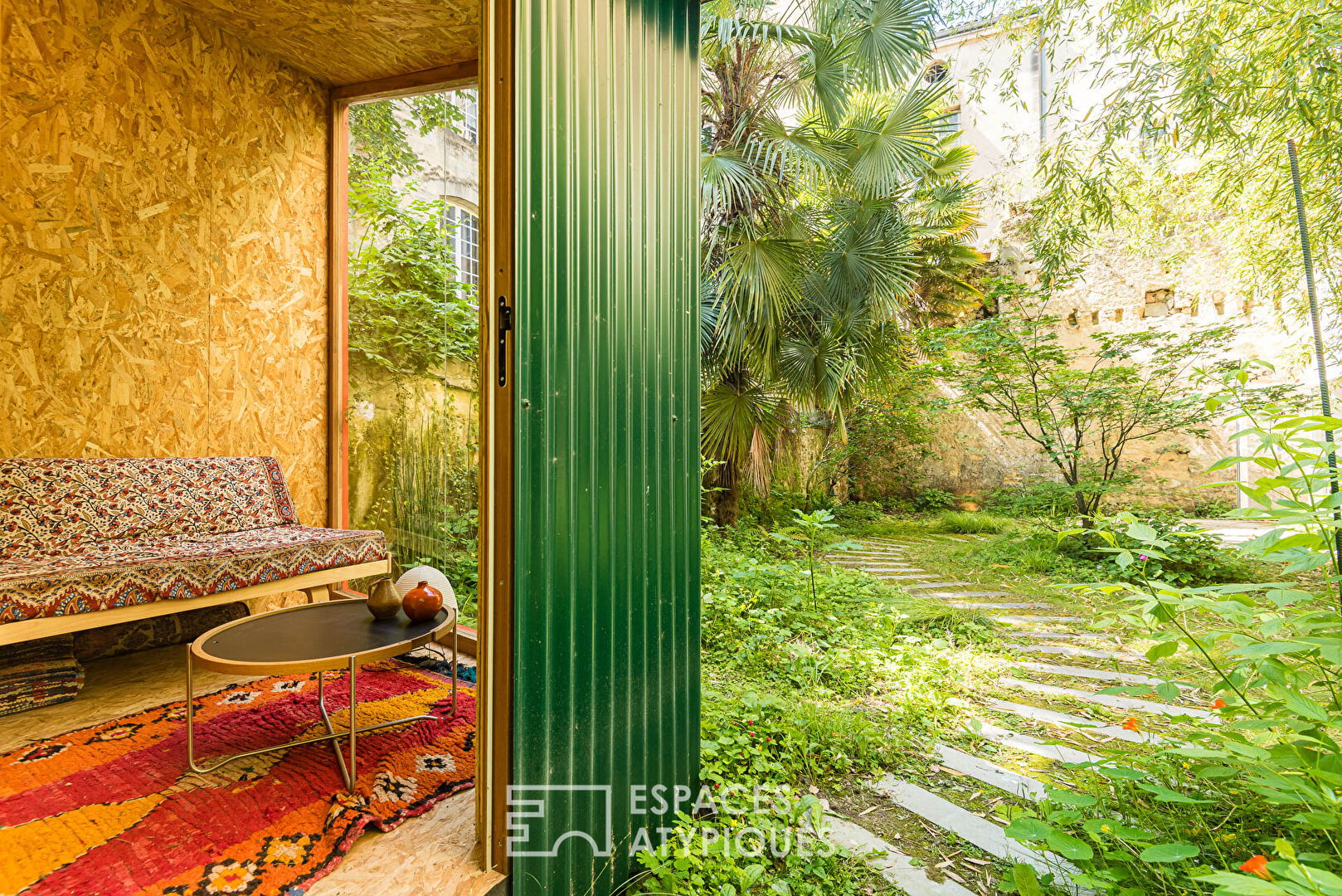 Appartement comme une maison avec l’exceptionnel jardin