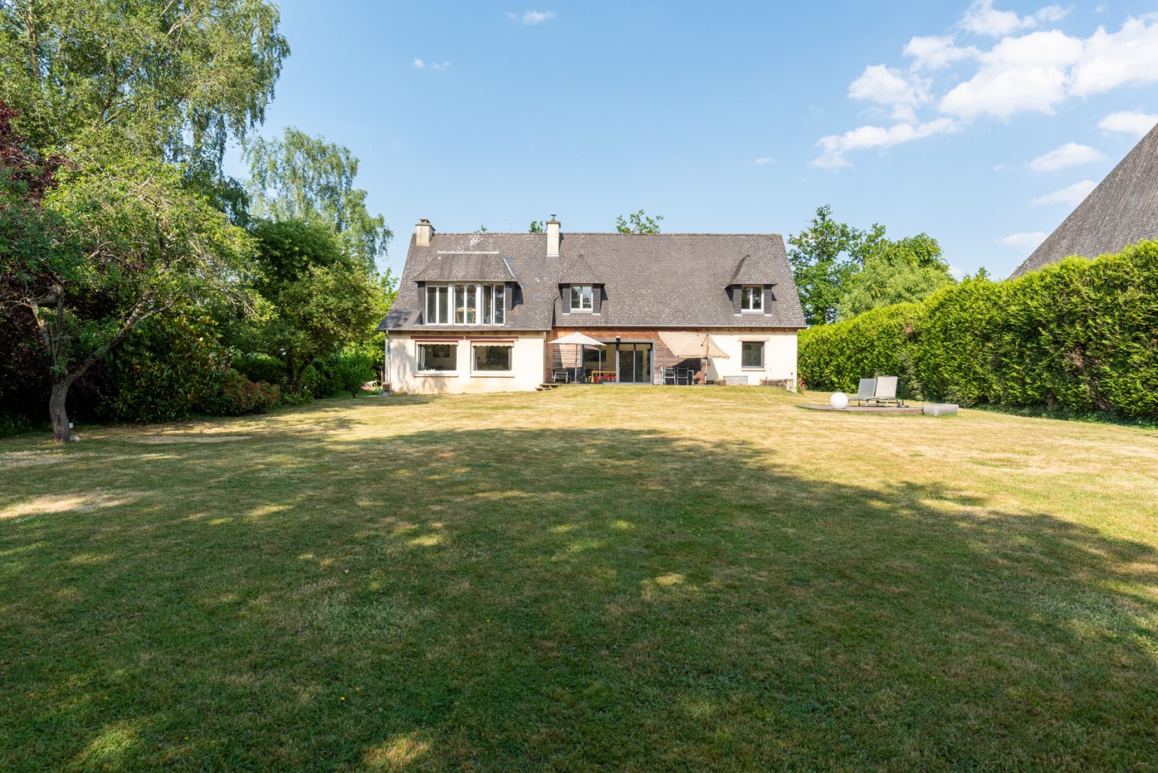 House by the pond