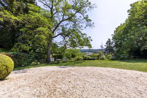 La maison de l ‘Artiste – Villa début XXeme avec vue et vaste jardin champêtre.
