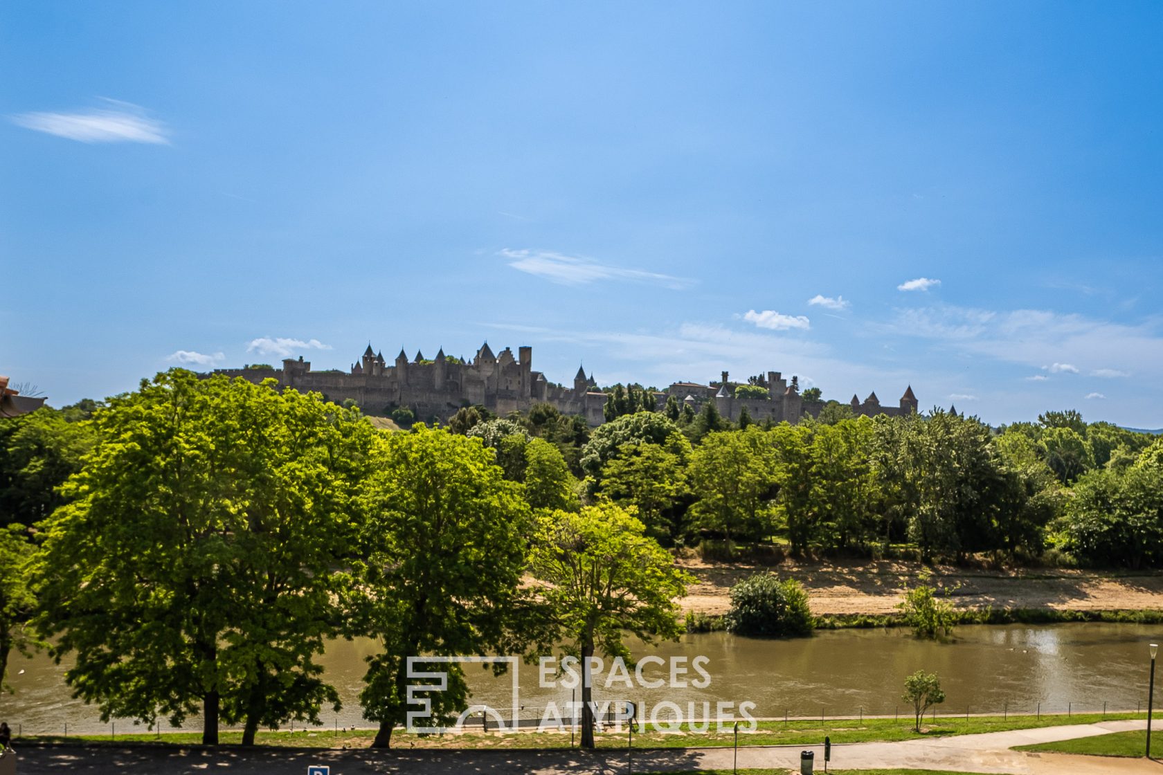 La Victorienne with its souplex apartment: 272m2 + 70m2