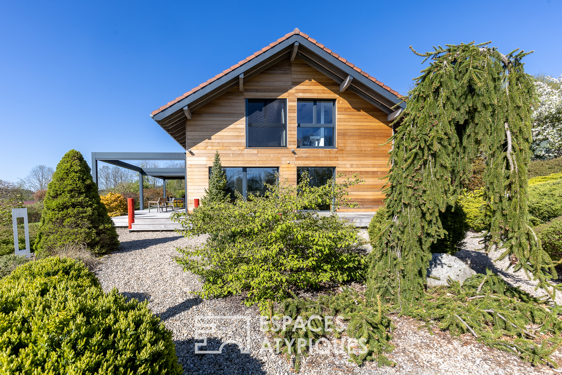 Propriété d’exception près de la source du Lison – Charme et confort au rendez-vous !