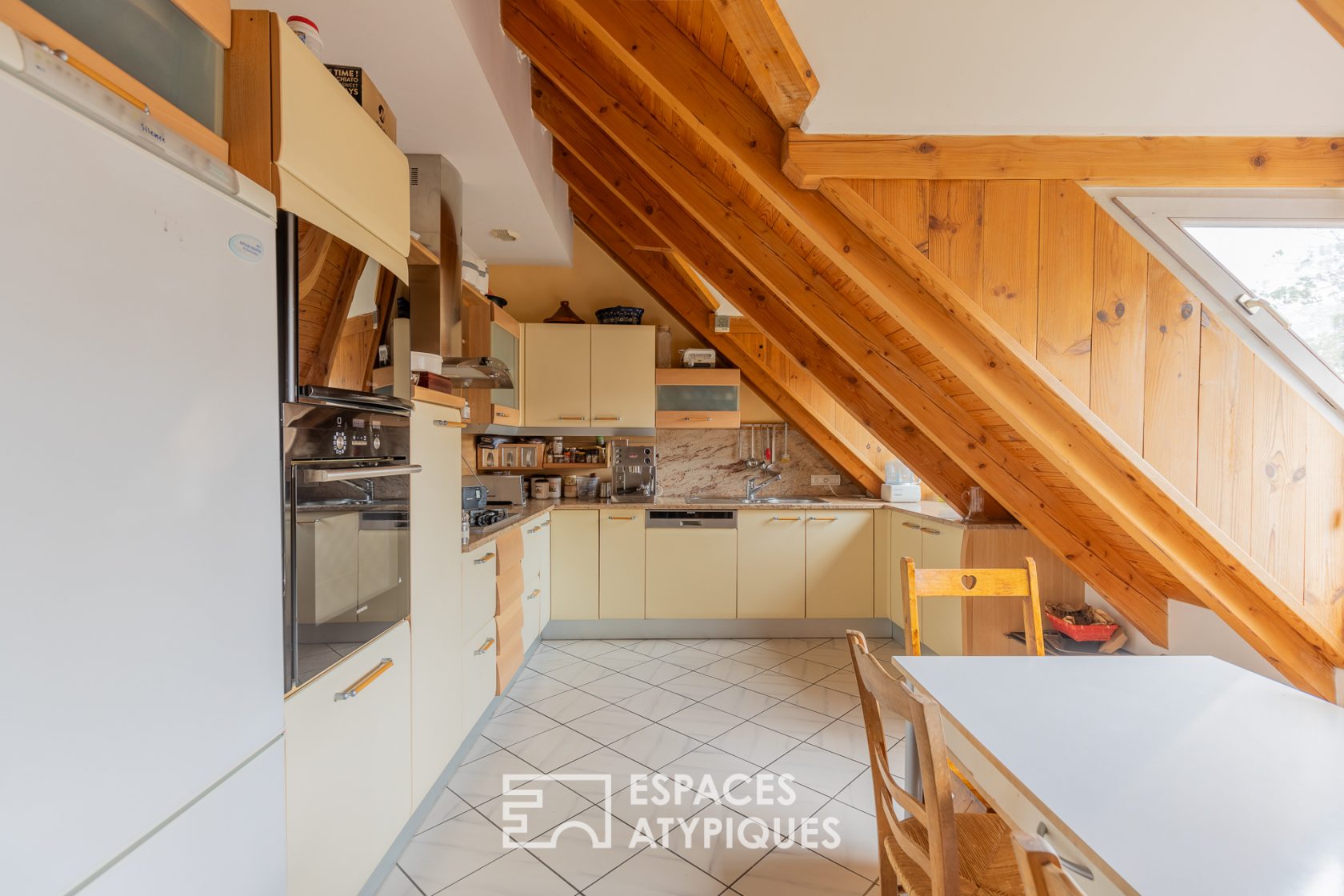 Duplex sous les toits en coeur de la ville