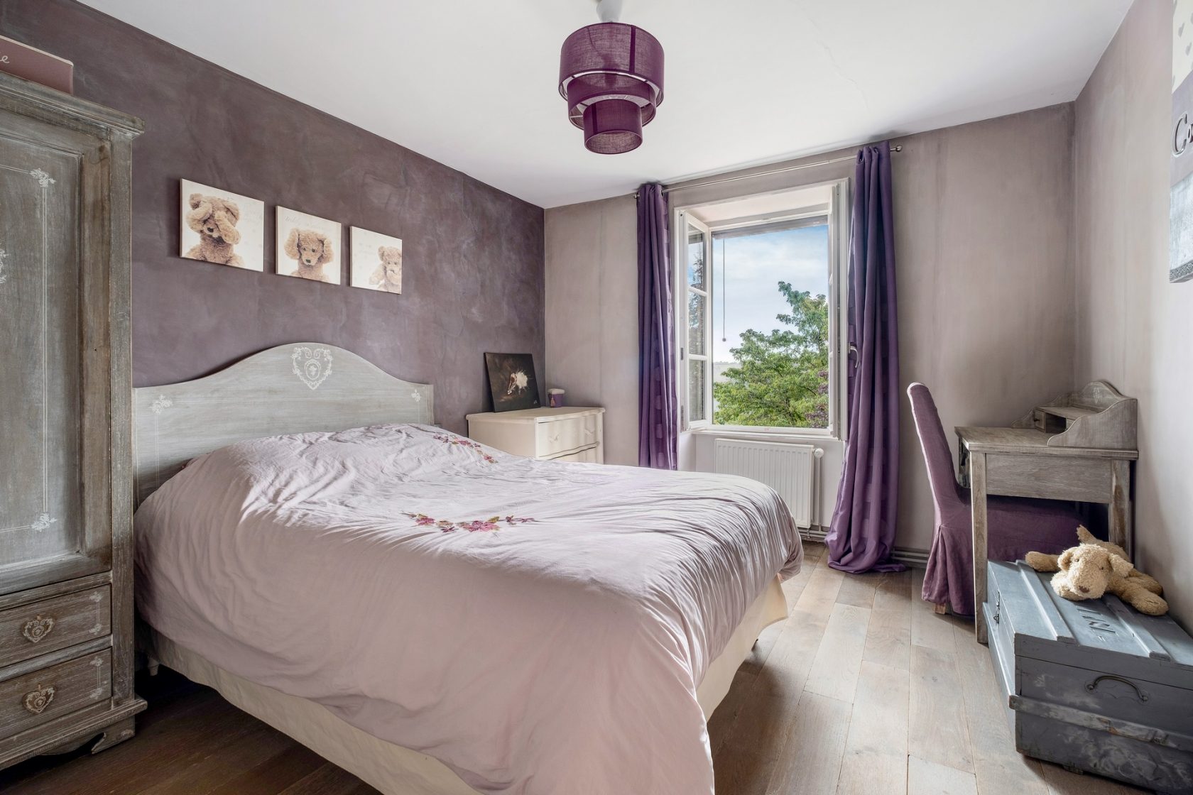 Charming renovated country house with swimming pool