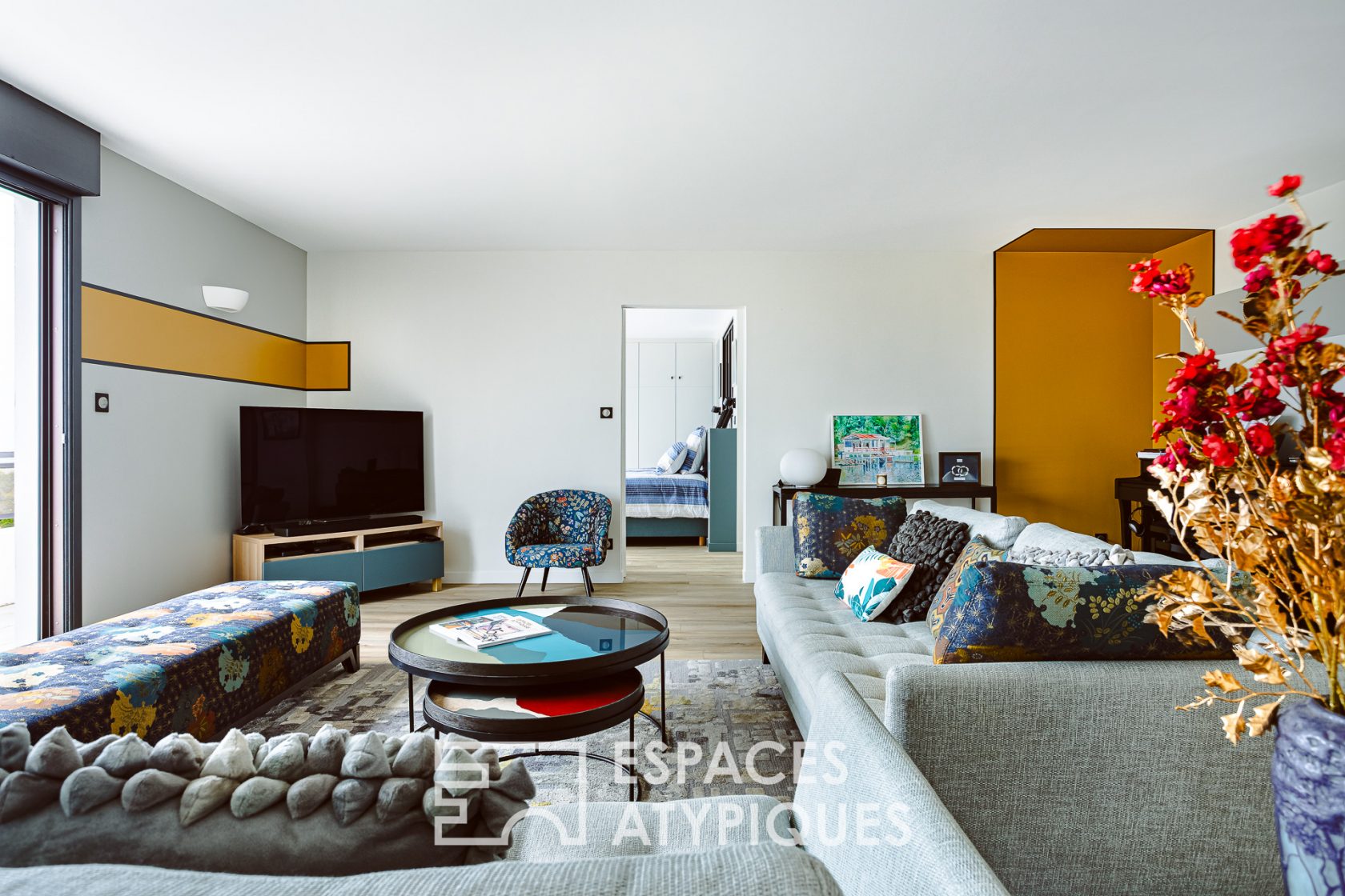 Luxury apartment with a contemplative view