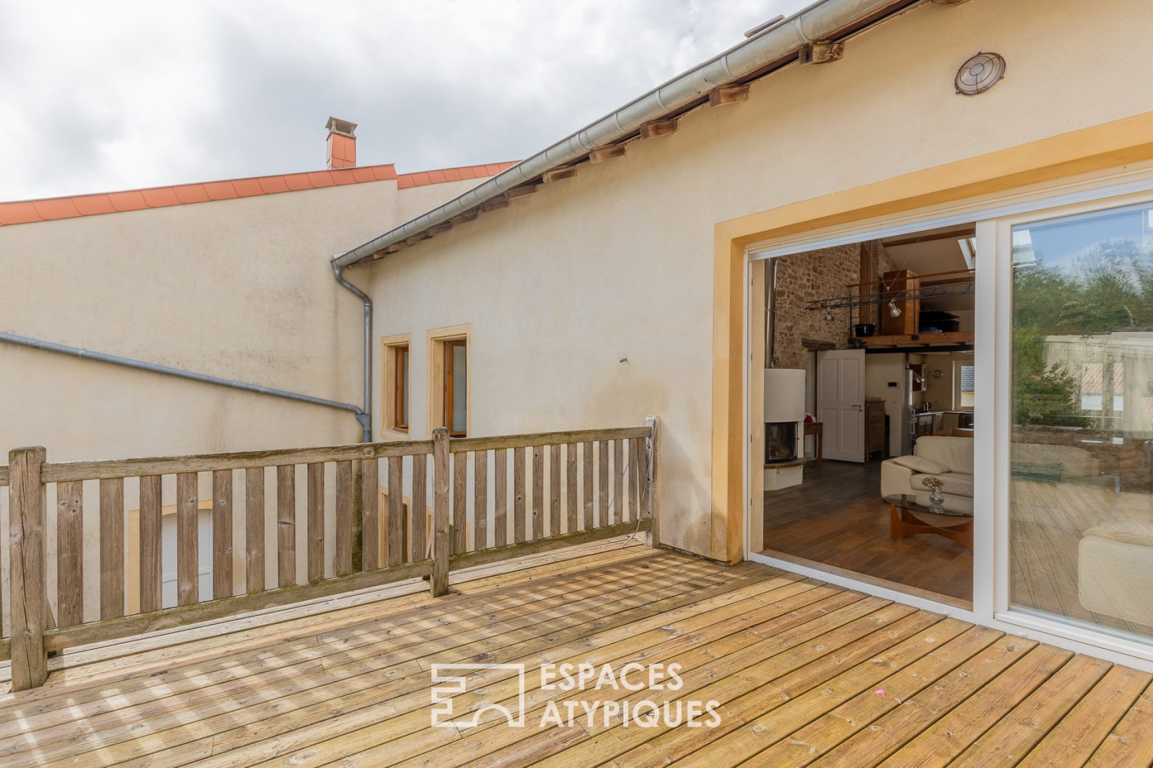 Authentic renovated farmhouse and barn