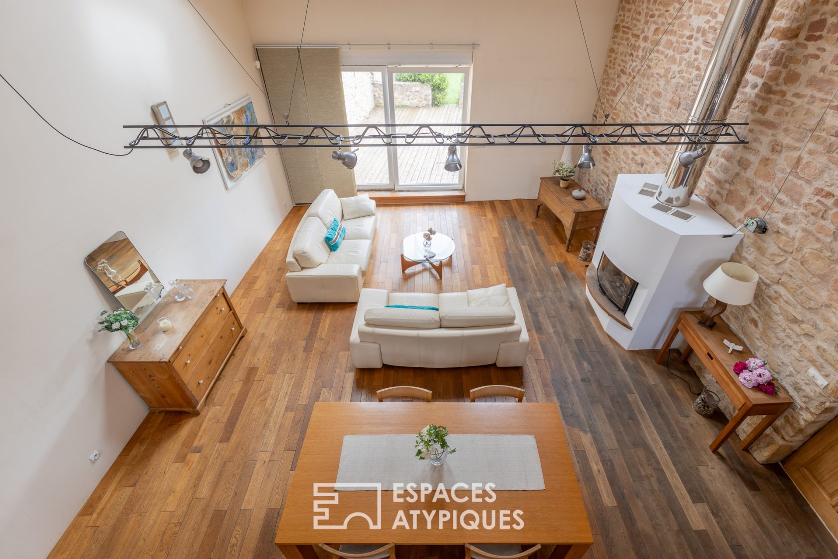Authentic renovated farmhouse and barn