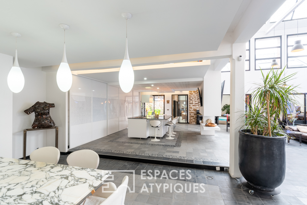 Large-format loft, swimming pool and patio