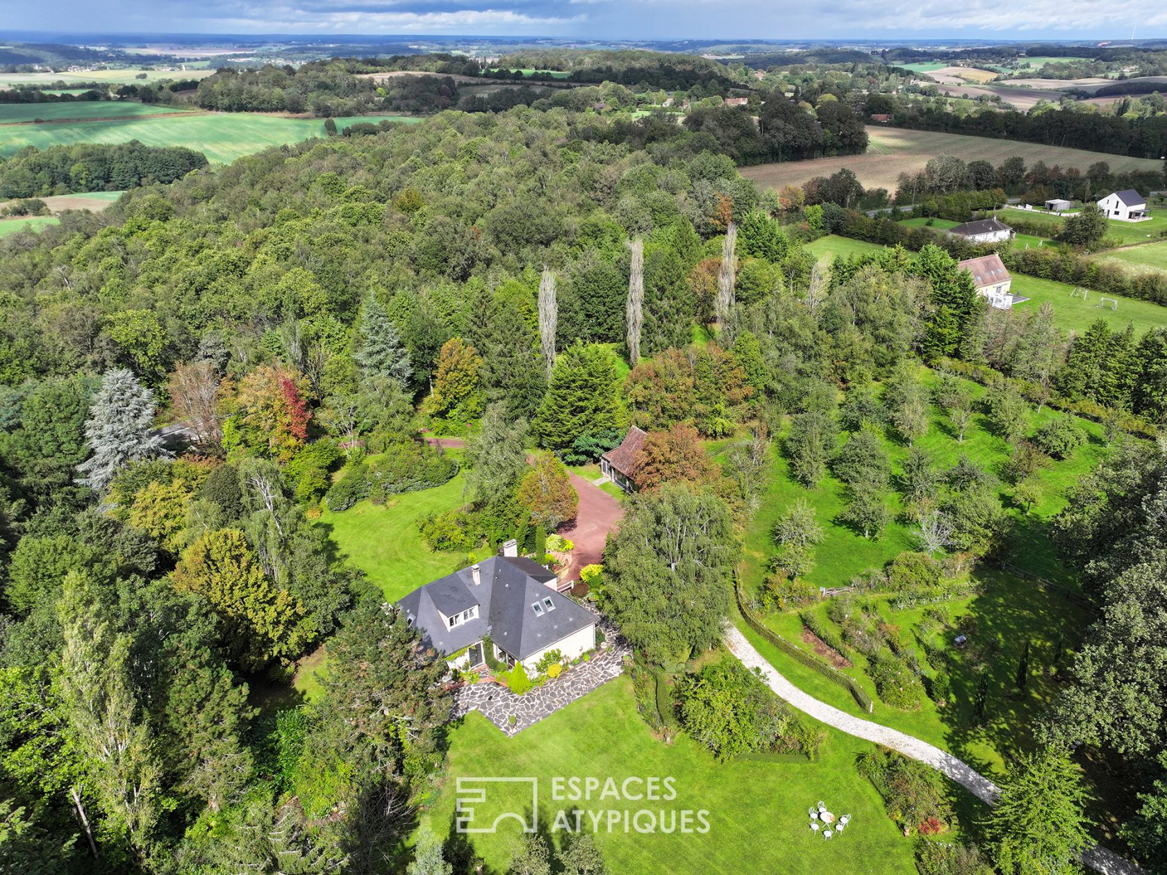 Property in the heart of the nature of Perche Eurélien