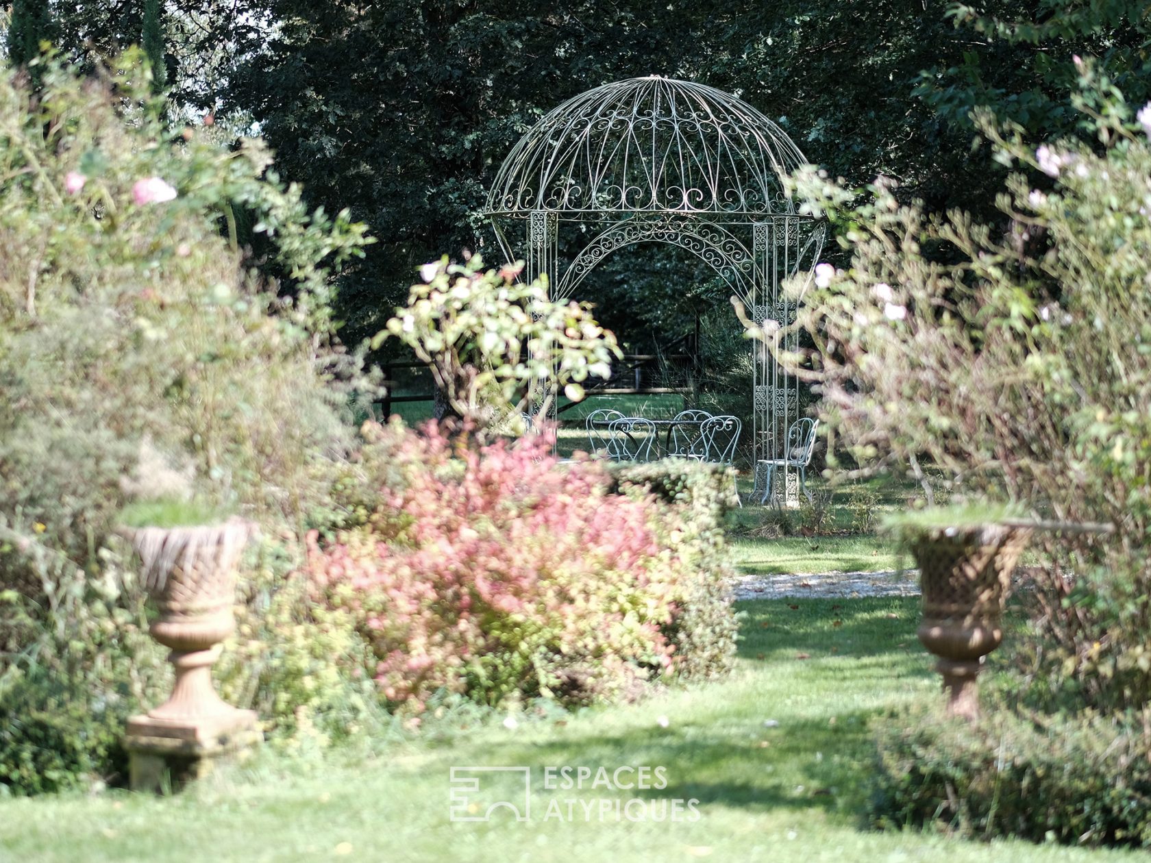 Property in the heart of the nature of Perche Eurélien