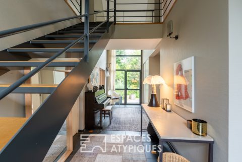 Maison d’architecte dans son cadre végétal exotique