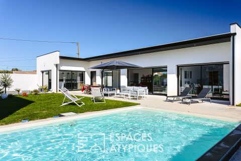 Beautiful contemporary in the heart of the city