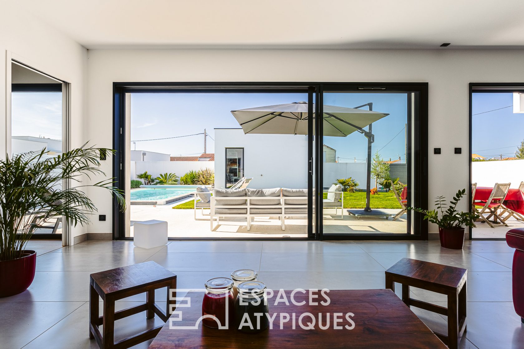 Beautiful contemporary in the heart of the city