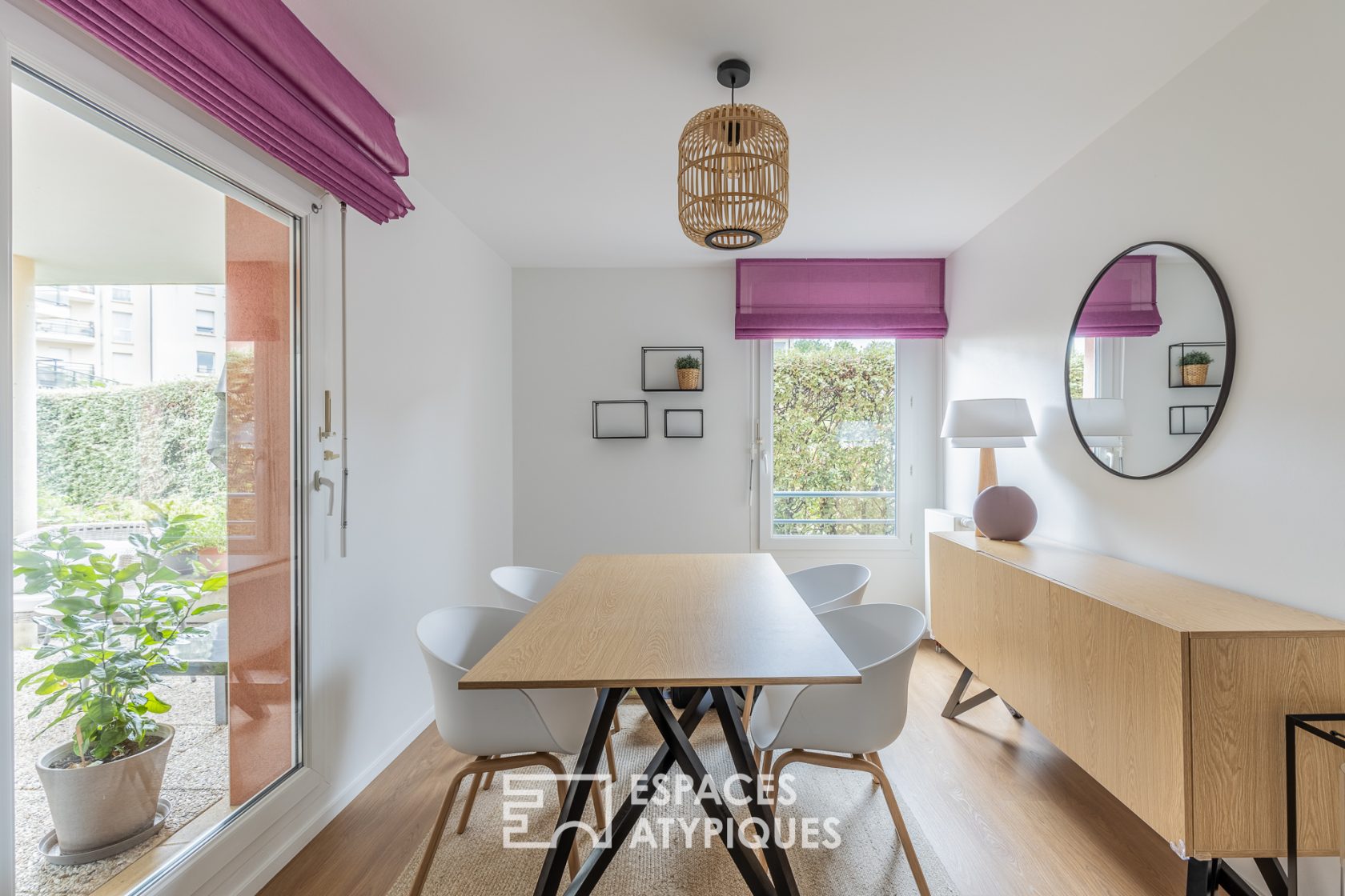 Appartement et son jardin dans une résidence de standing avec piscine