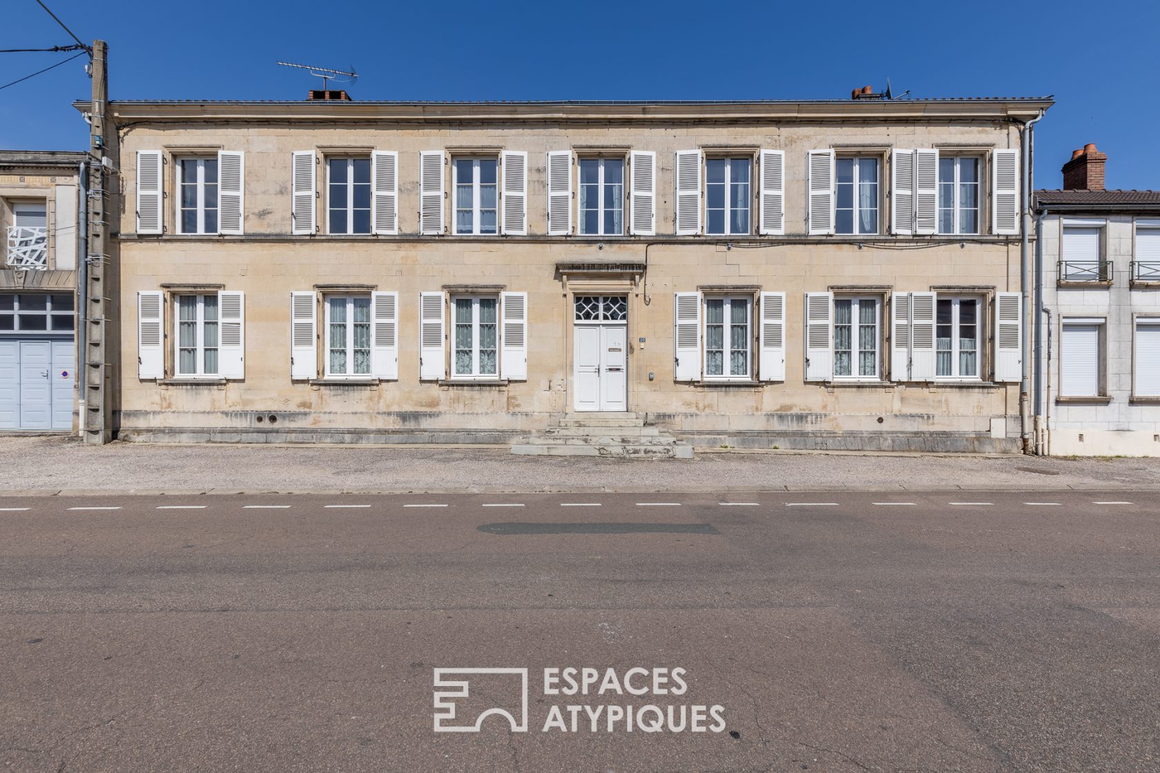 Maison de maître at the gateway to Lac du Der