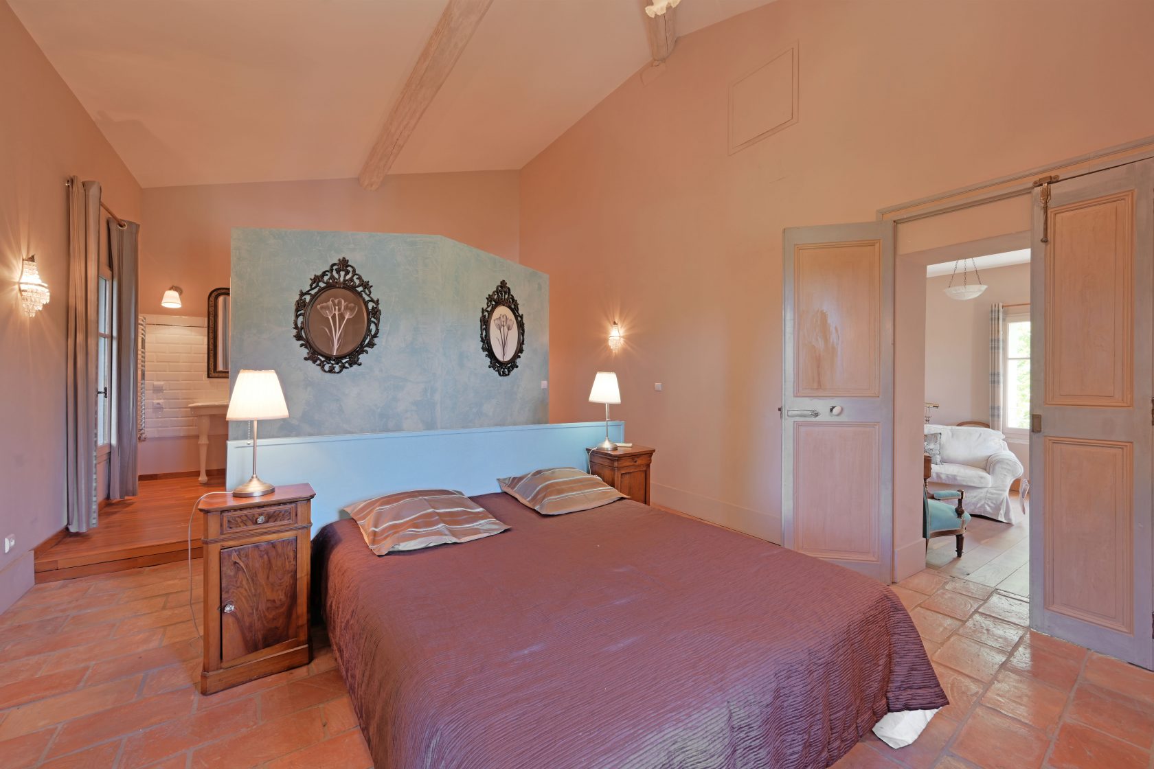 Exceptional estate with bastide, outbuildings and century-old park
