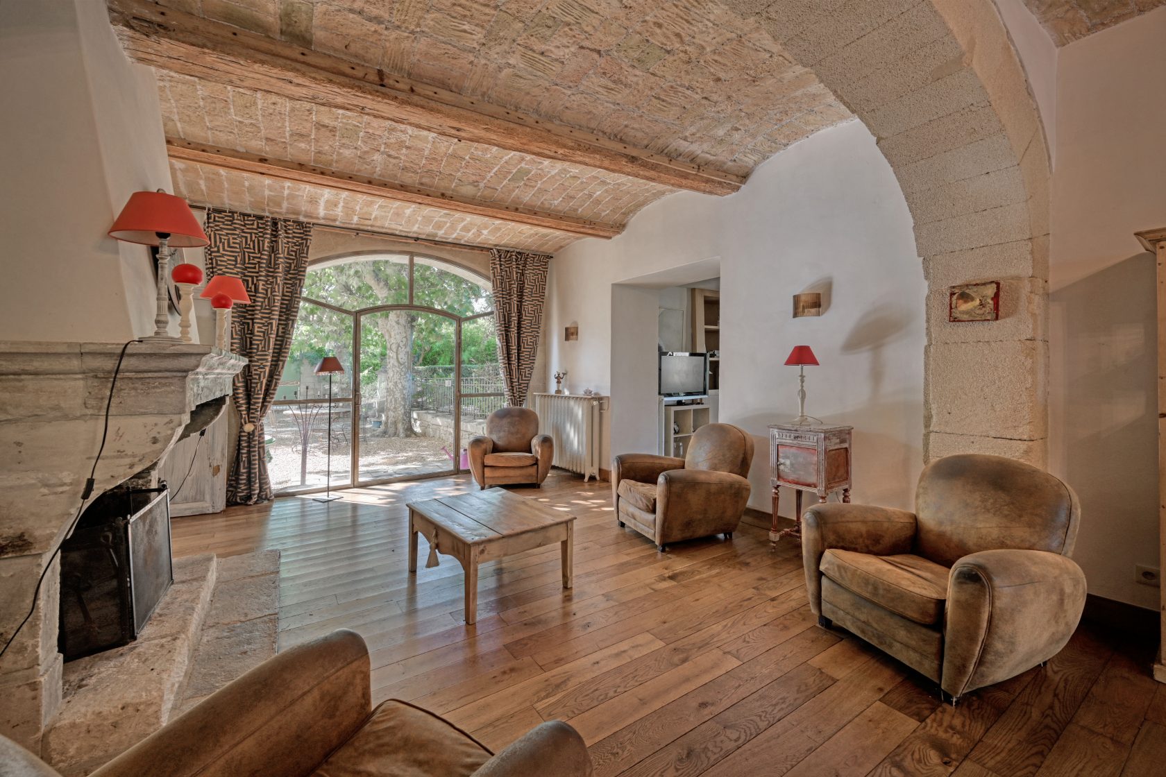 Exceptional estate with bastide, outbuildings and century-old park