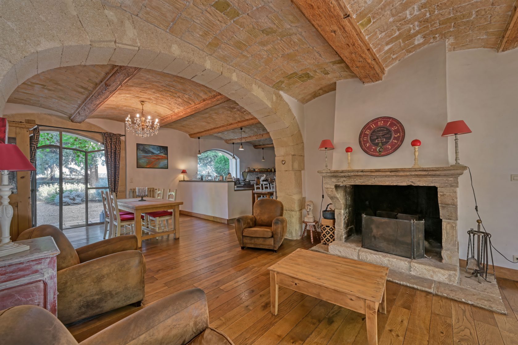 Exceptional estate with bastide, outbuildings and century-old park