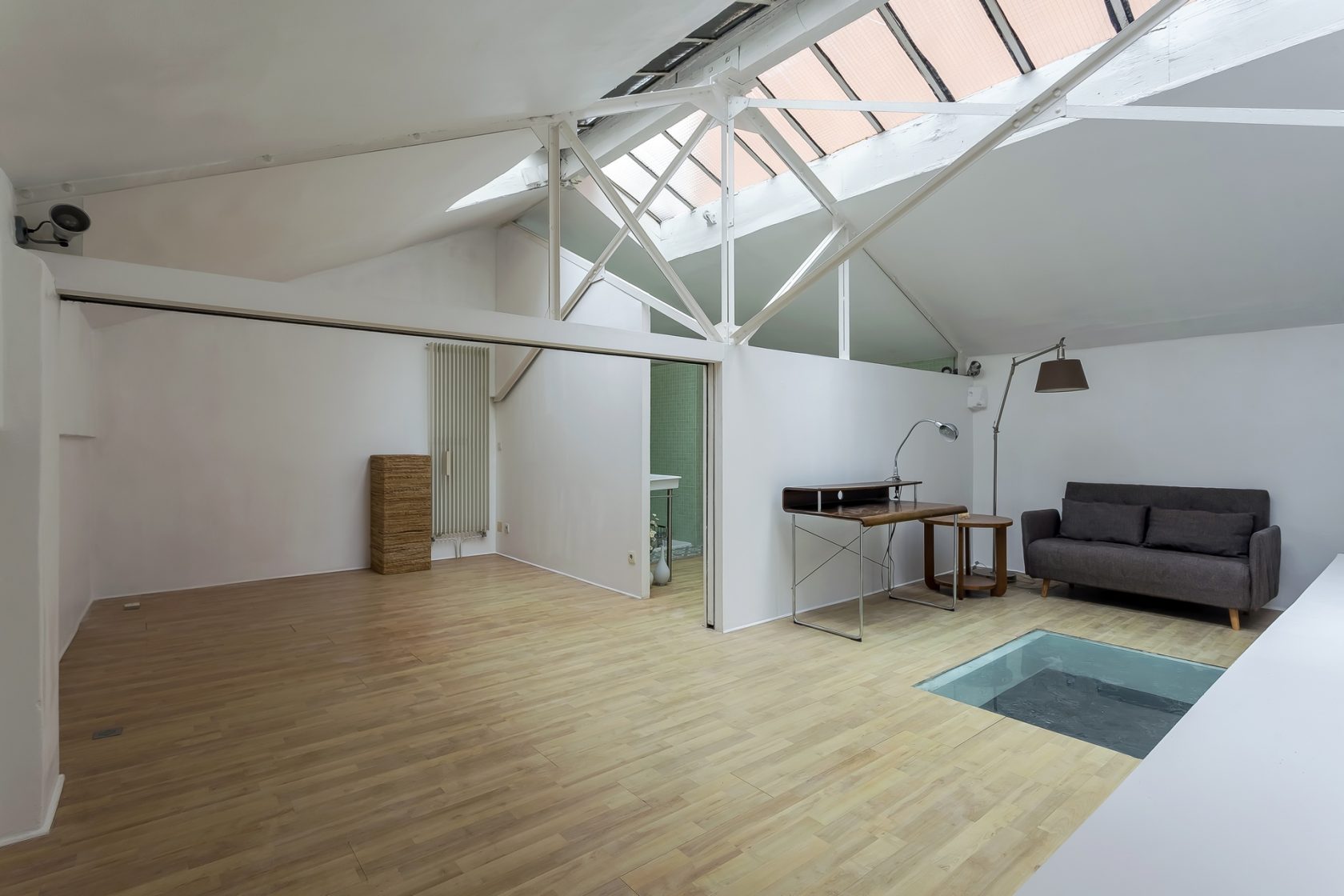 Duplex loft in a former photographer’s workshop