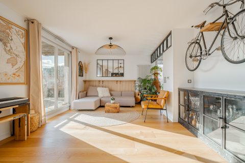 Appartement meublé en dernier étage avec terrasses