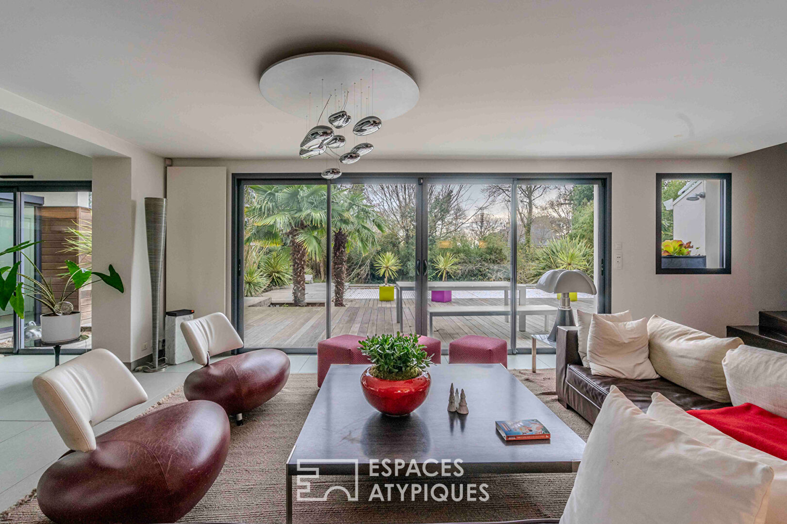 The Family Villa