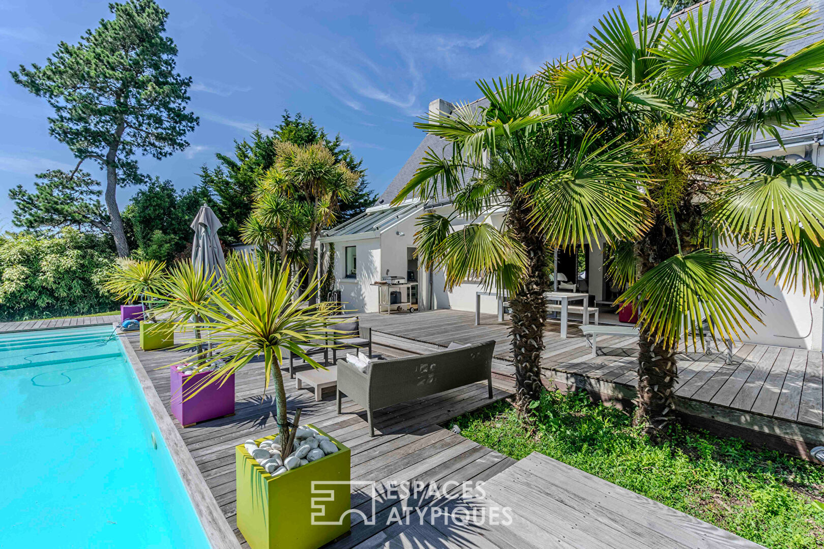 The Family Villa