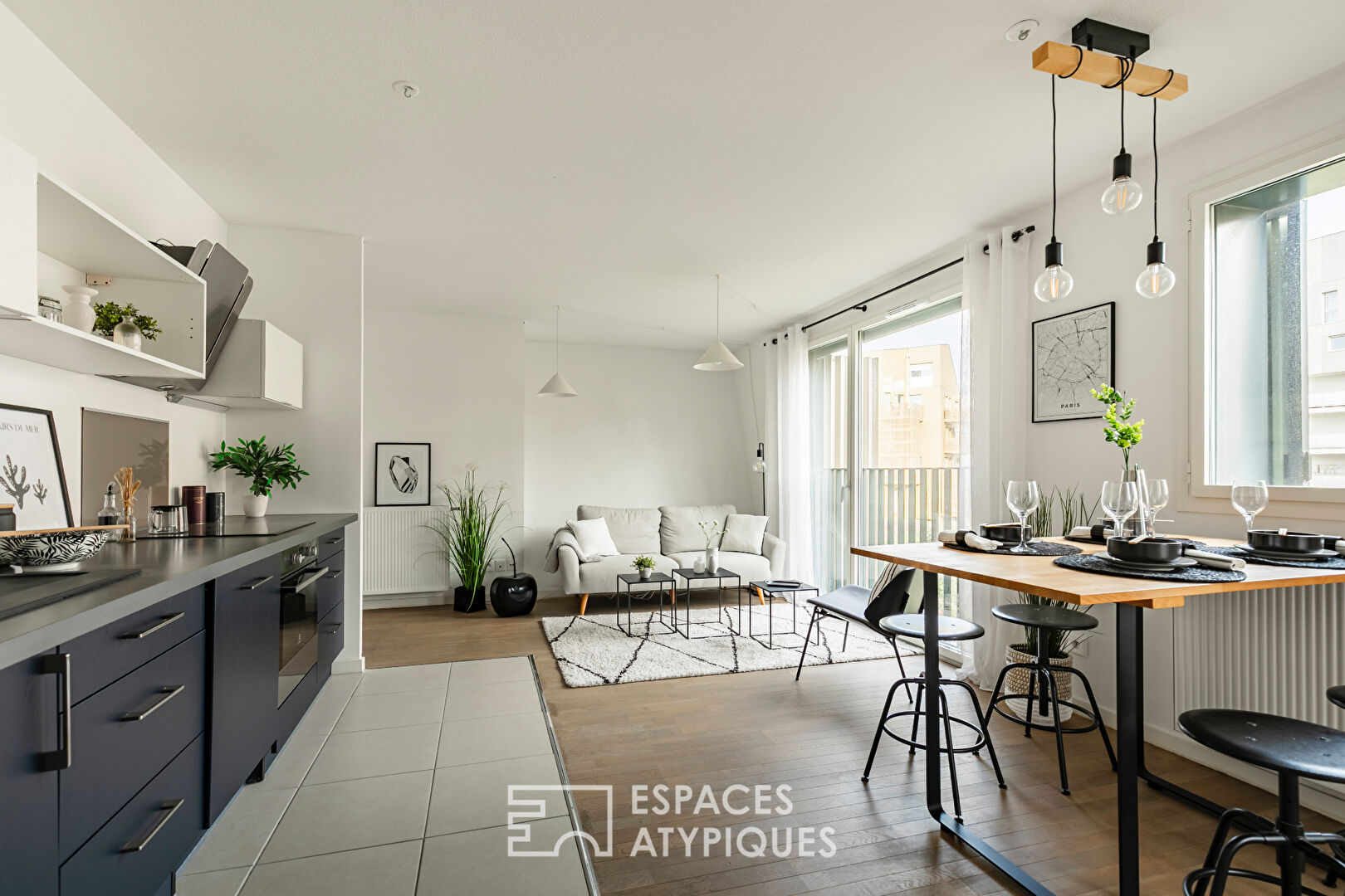 Renovated apartment with terraces in Bacalan