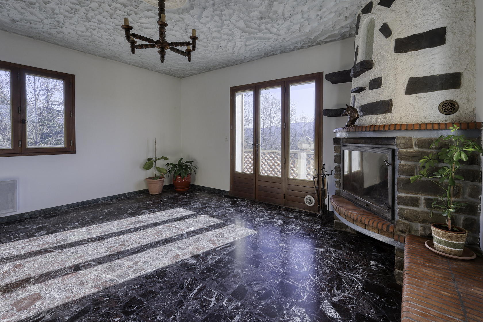 Large family property near Digne Les Bains