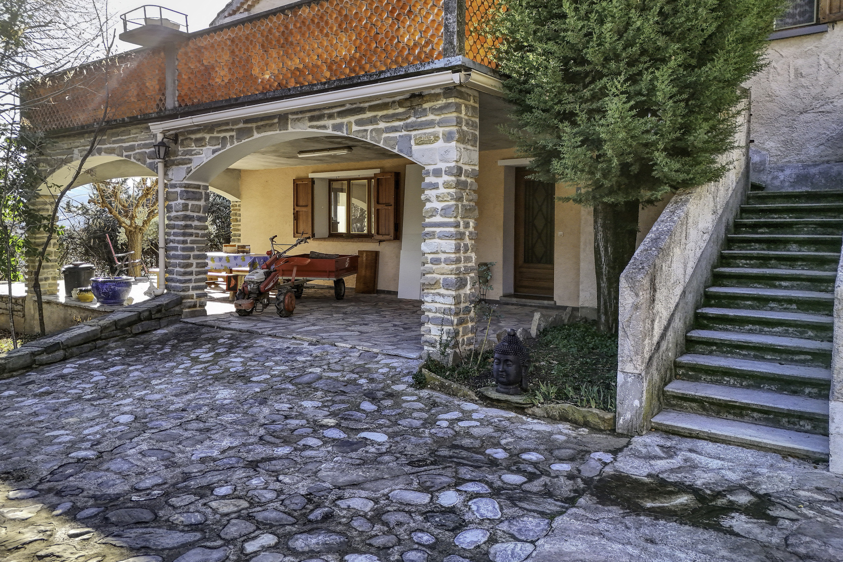 Large family property near Digne Les Bains
