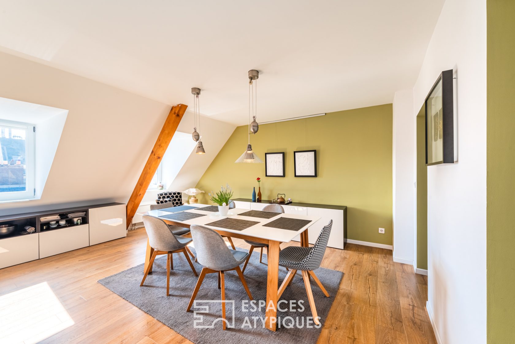 Duplex sous les toits et sa terrasse quartier Contades