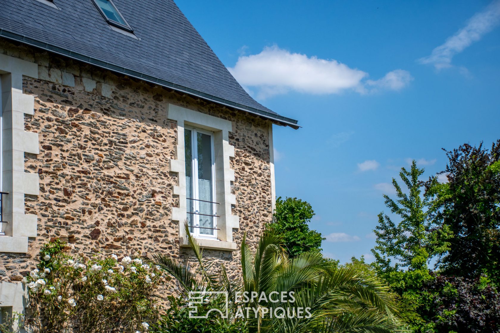 Authentique manoir avec gîtes et chambres d’hôtes