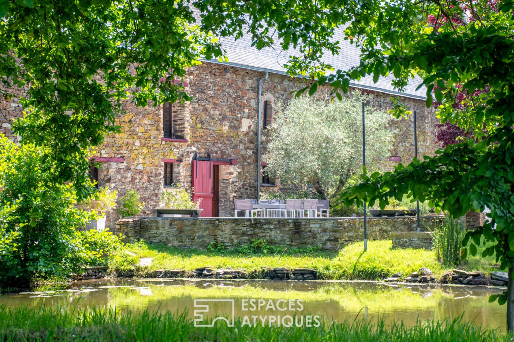 Authentique manoir avec gîtes et chambres d’hôtes