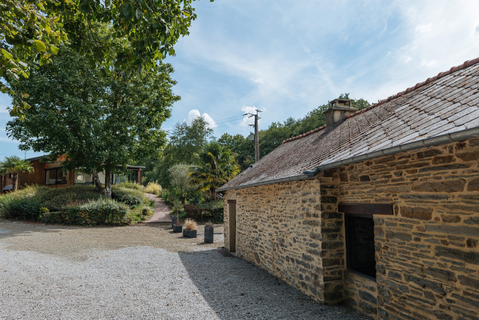 Propriété de campagne, dépendances et piscine au sud de Rennes