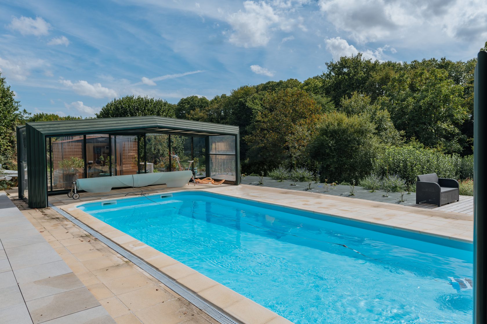 Propriété de campagne, dépendances et piscine au sud de Rennes