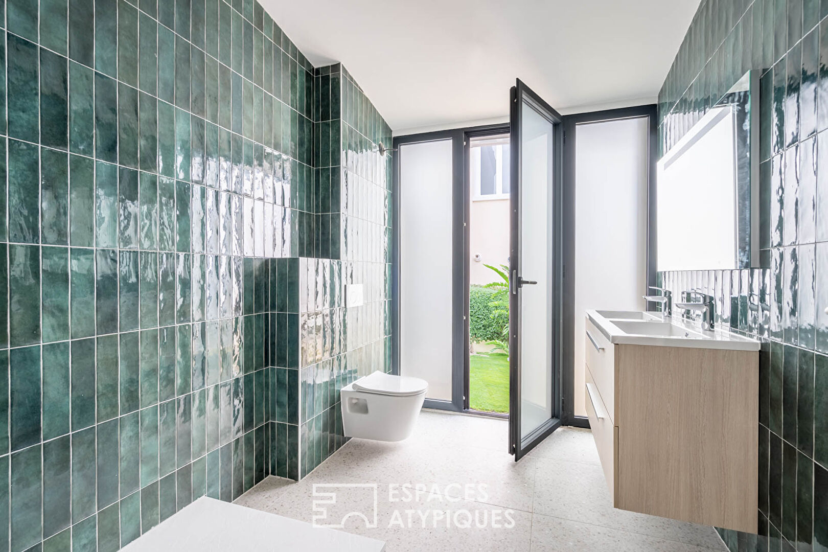 Loft Calme et Lumineux avec Jardin à Maisons-Alfort