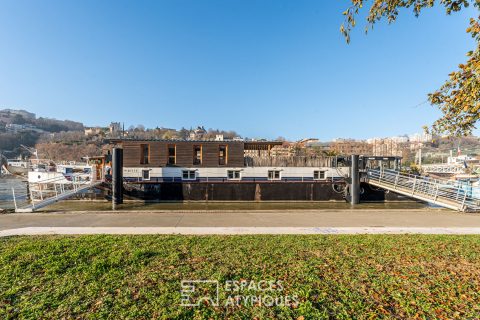 Magnifique péniche Freycinet au coeur de Lyon