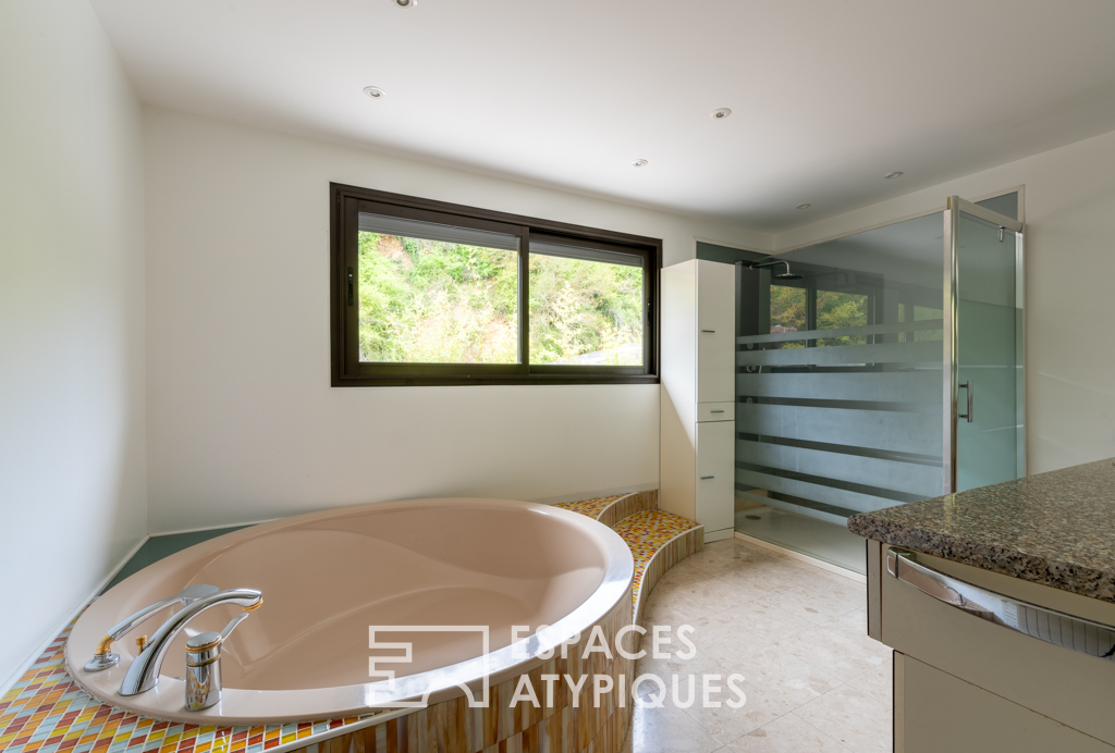 Charming country property and its outbuildings south of Rennes